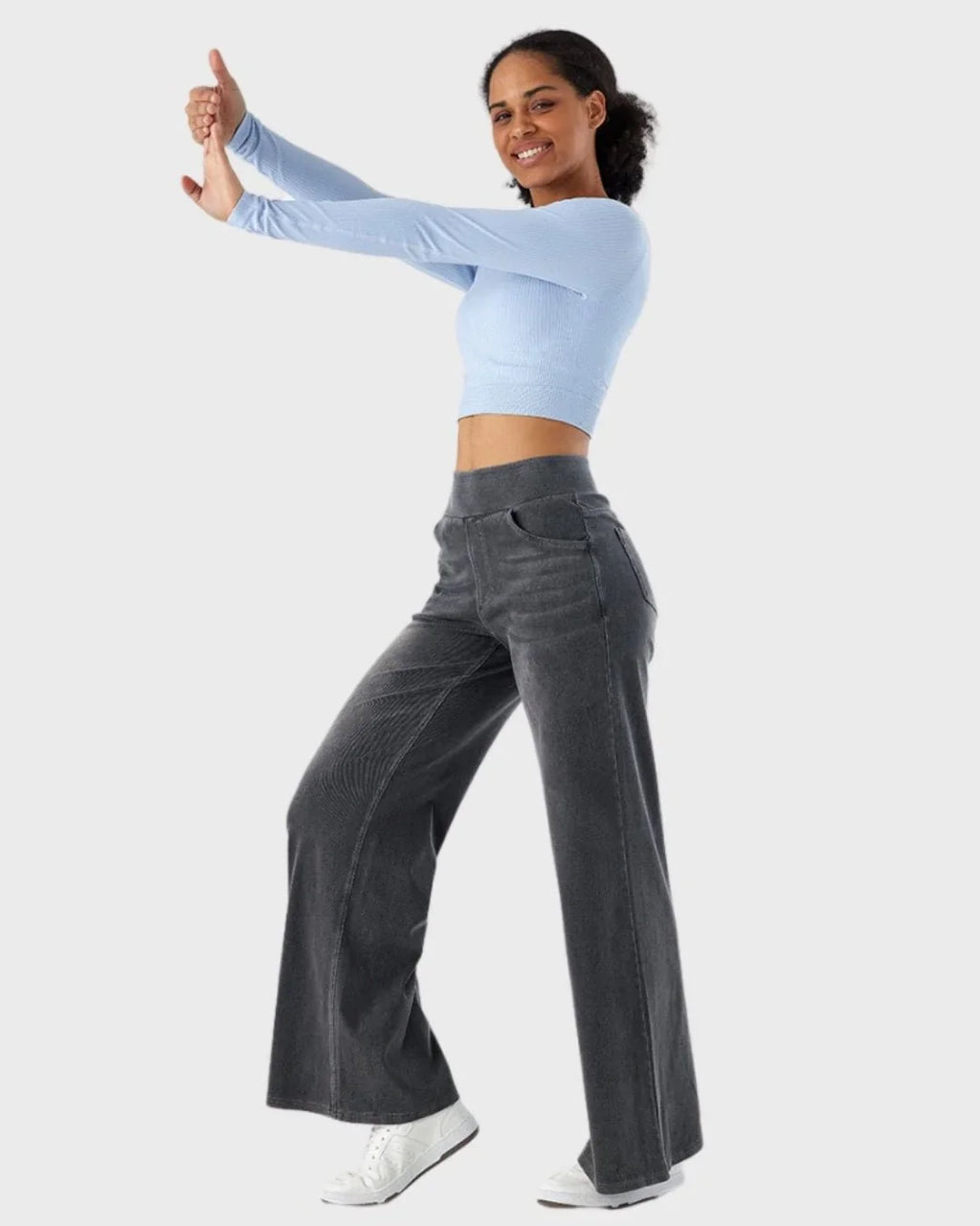 Vaqueros Easy Fit NeroTove™: vaqueros elegantes de cintura alta